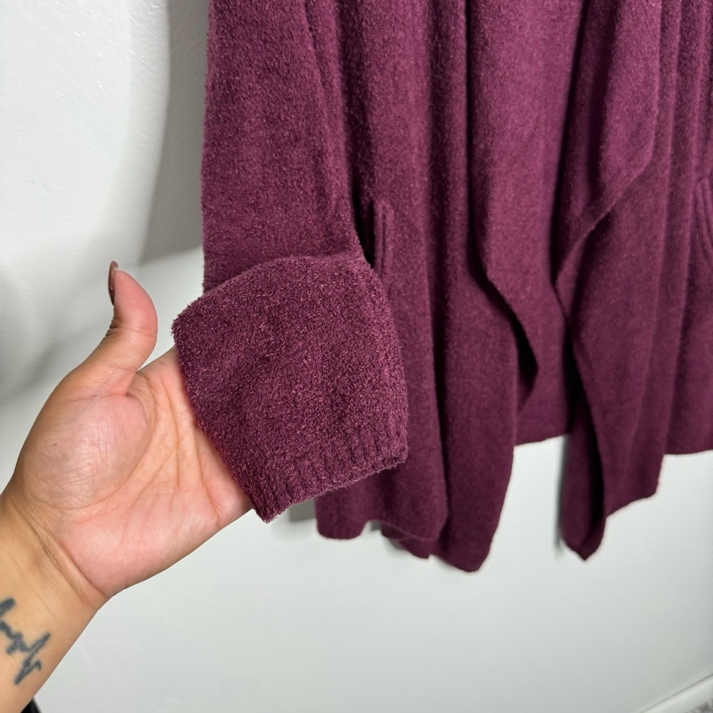 Barefoot Dreams Cozychic Lite Cardigan Berry Burgundy Size S/M Loungewear - Picture 5 of 12